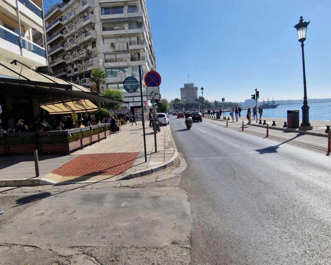Master1 Seaside Lux Apartment Thessaloniki Exterior photo